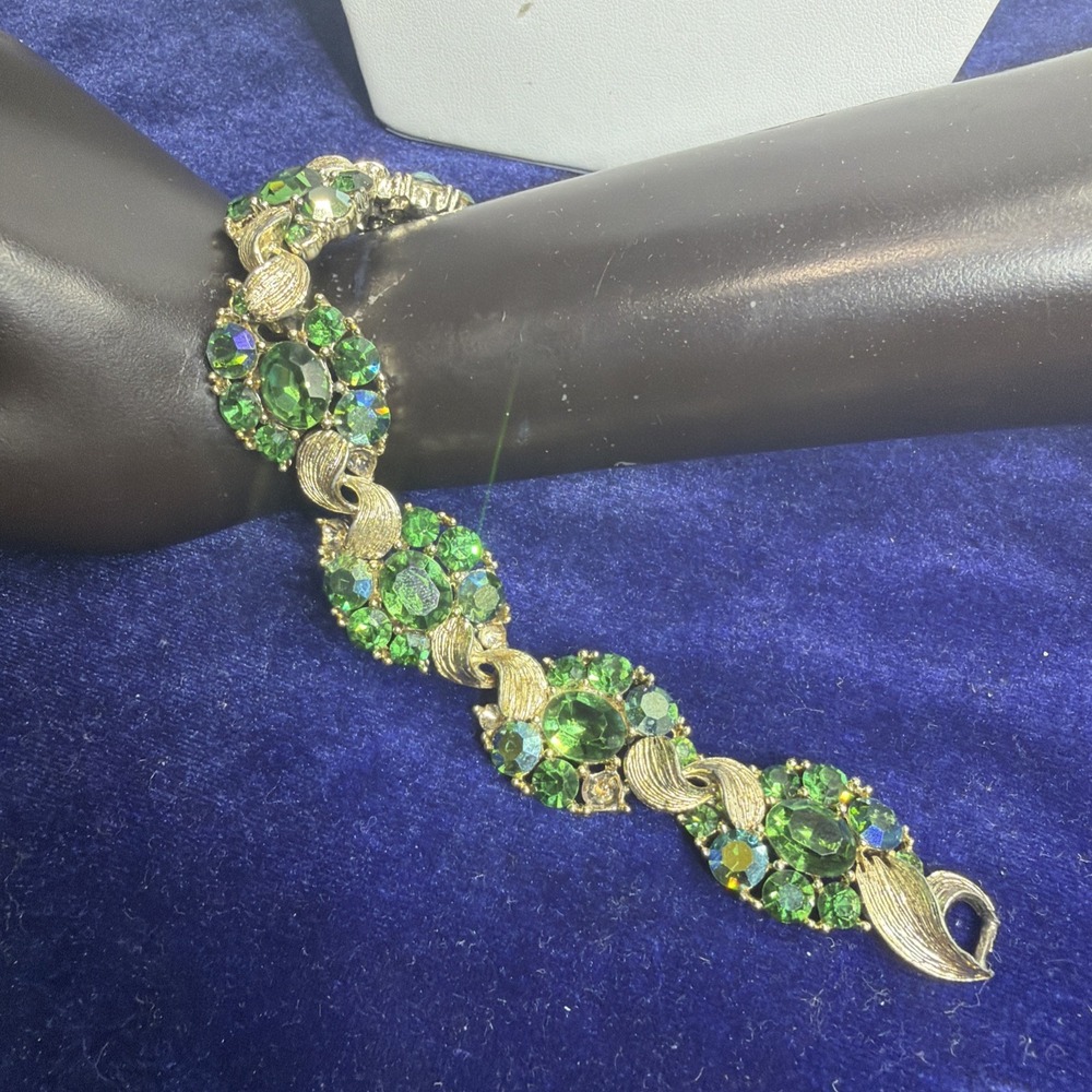 Vintage Lisner Green Rhinestone Bracelet Aurora Borealis Gold Tone Mid Century
